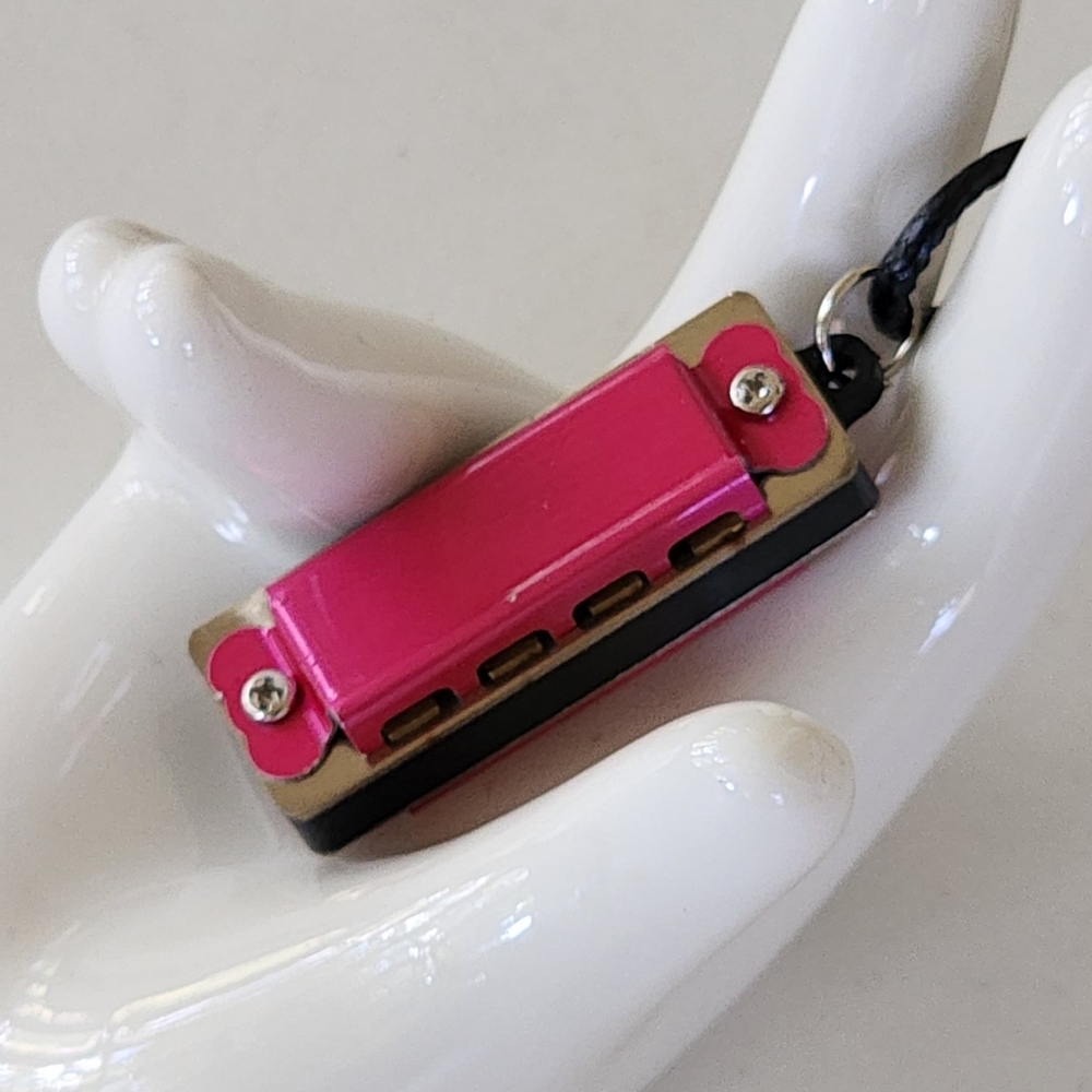 🎶 Pink Harmonica Necklace